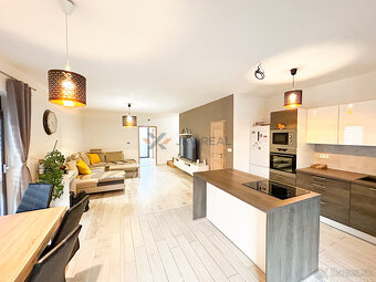 Skvelá ponuka 4i RD v súkromnej rezidencii - 8