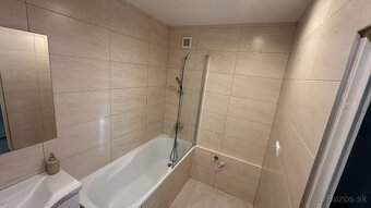 Veľký 3izbový byt v úplnom centre mesta - 8