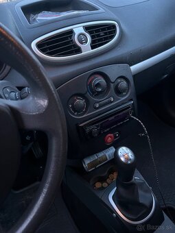 Renault clio 1.5 dci - 8