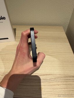 Predám IPhone 12 - 8