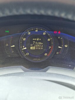 Honda Civic 1.8 VTEC - 8