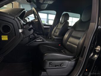 Porsche Cayenne 3.0 TDI Tiptronic S/Slovák/1.majiteľ - 8