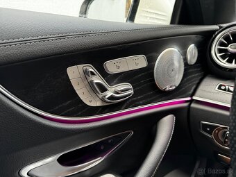 Mercedes E200 4matic COUPE - 8
