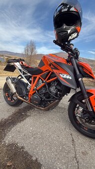 KTM 1290 - 8