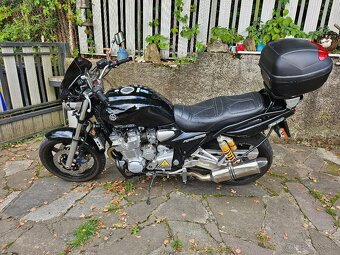 Yamaha XJR 1300 - 8