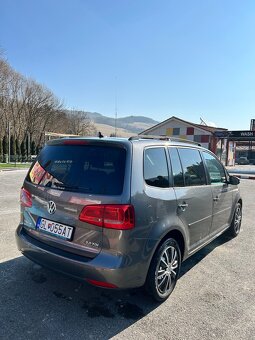 Volkswagen Touran 2.0 TDI BlueMotion Technology Comfortline - 8