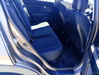 Kia Sportage 1.7 CRDi - 8