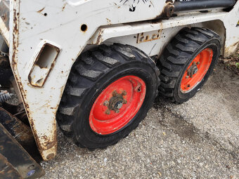 Nakladač Bobcat S100. ŠPZ. - 8