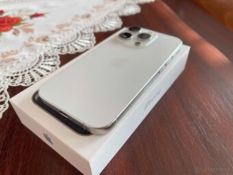 Apple iPhone 15 Pro 128GB - 8