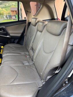Toyota Rav4 2.2 130kw - 8