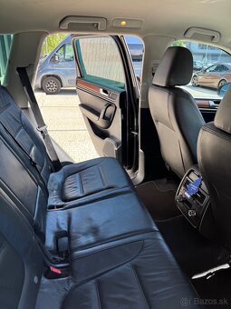 Volkswagen Touareg II 3.0 V6 - 8
