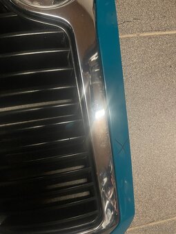 Predám originál prednú masku na Škoda Fabia 1 v zelenej - 8