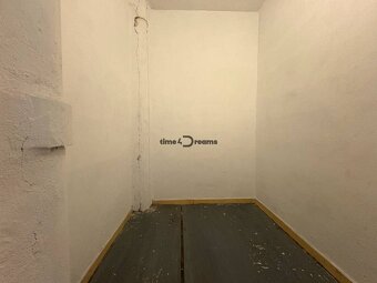 Na predaj: 3 izb.byt + 2x balkon + šatník - 8