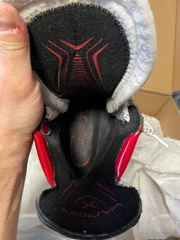 Bauer vapor X3 - 8