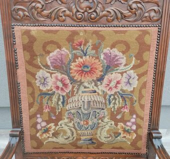 Kreslo renesančné. - 8