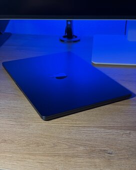 MacBook Air 15 M4 256GB Midnight - 8