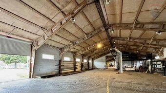 NA PRENÁJOM sklad s administratívou 1.200 m2 podvesný žeriav - 8