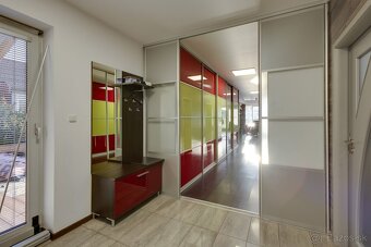 Investičná príležitosť Kancelárie a obchodné priestory - 8