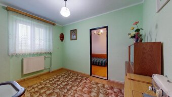 NA PREDAJ rodinný dom s pozemkom 834 m2 - Veľký Kolačín - 8
