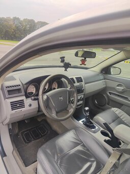Predám Dodge Avenger - 8