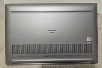 DELL Precision 5550 i7-10750H/16GB/500GB NVME/ NVIDIA Quadro - 8