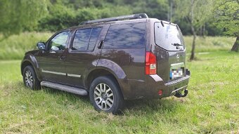 Nissan Pathfinder 3.0DCI AT V6 - 8