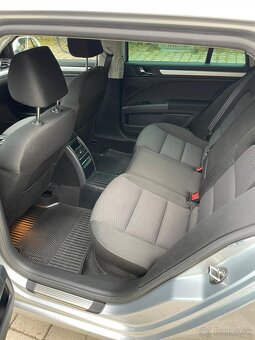Škoda Superb 2.0 tdi 103kw - 8