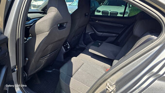 Škoda Octavia 1.5 TSI e-TEC Sportline DSG - 8