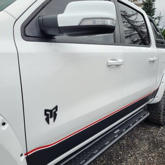 DODGE RAM 1500 5,7 HEMI ROCKY RIDGE 2022 - 8