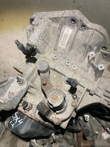 Suzuki SX4 predám Nahradne diely - 8