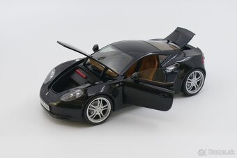 ARTEGA GT 1:18 REVELL - 8
