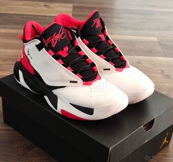 NIKE JORDAN MAX AURA 4 veľ.42,5 - 8