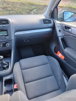 Volksvagen Golf - 8