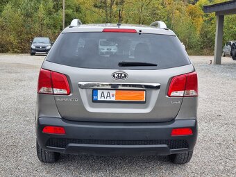 KIA SORENTO 2,2CRDi 4WD - 8