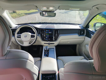 VOLVO XC60 B5 AWD ultimate, 2022, Panorama, diesel+elektro, - 8