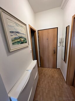 Prenajmem 1,5-izbový byt, Čsl. parašutistov, Nové Mesto, BA - 8