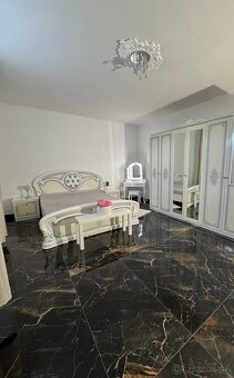 Exkluzívny moderný 4i byt Stromova - 8