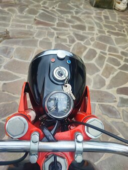 Jawa Californian 350 - 8