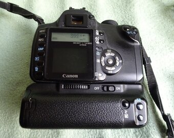 Predám dig. zrkadlovku CANON EOS-350D s bat. grip a nab. - 8
