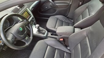 Škoda octavia combi RS.2.0TDI model 2012 navigacia top stav - 8