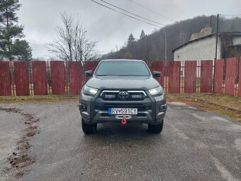 Toyota Hilux DC 2.8 I D-4D Invincible 4x4 A/T odpočet DPH - 8