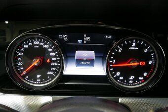 E 200 d sedan - 8
