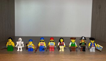 LEGO IDEAS 21322 2x - 8