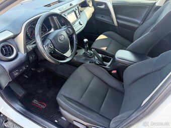 Toyota RAV4 2.2 l D-4D Premium - 8