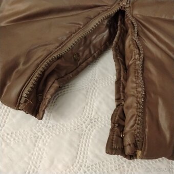 Benetton teplučký praktický overal/fusak čokoládová farba - 8