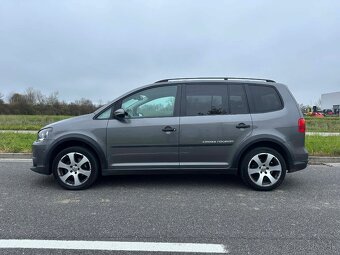 Volkswagen Touran Cross 1.6 TDI 5 miest 2011 - 8