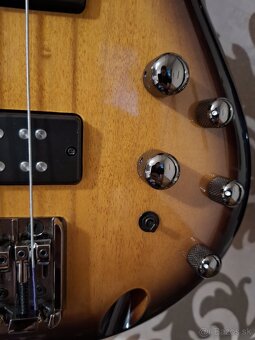 Bezprazcova basa basgitara Ibanez SR370EF - 8