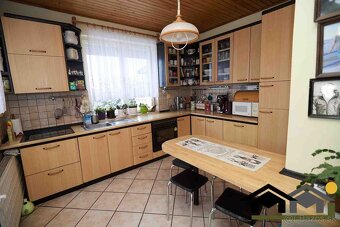 PREDAJ  RODINNÉHO DOMU V BLÍZKOSTI CENTRA - 8