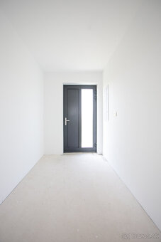 IBA U NÁS Na predaj výnimočný RD s úžit. 114m2 a poz. 517m2 - 8