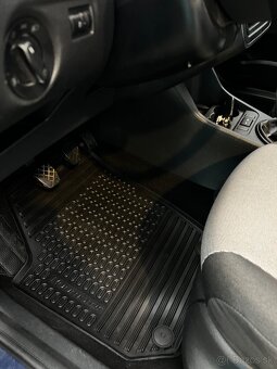 Predám Škoda Roomster, 2013, 1,6tdi, NOVÁ STK a EK - 8